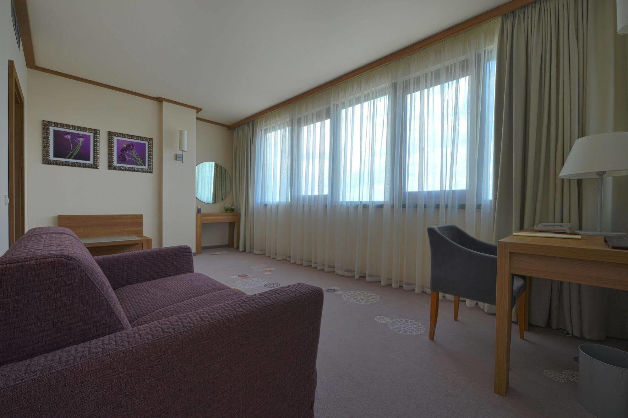 Suite Hotel Σόφια Εξωτερικό φωτογραφία